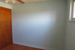 2439 Red Oak Dr, Pittsburgh, PA 15220 - Photo 17