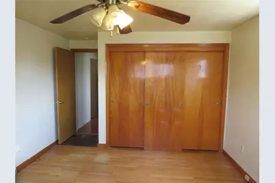 2439 Red Oak Dr, Pittsburgh, PA 15220 - Photo 7