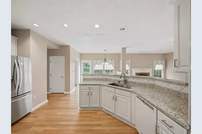 217 Field Club Circle, Robinson Twp, PA 15136 - Photo 9