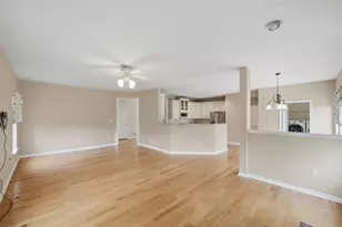 217 Field Club Cir, Robinson Twp, PA 15136 - Photo 7