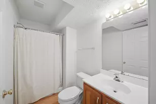 217 Field Club Cir, Robinson Twp, PA 15136 - Photo 25