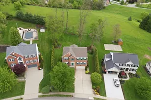 217 Field Club Cir, Robinson Twp, PA 15136 - Photo 33