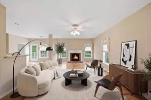 217 Field Club Cir, Robinson Twp, PA 15136 - Photo 13