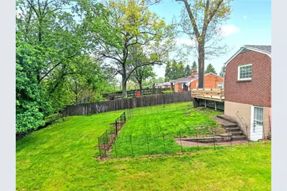 9229 Lancelot Dr, Pittsburgh, PA 15237 - Photo 47