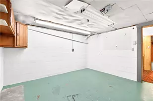 9229 Lancelot Dr, Pittsburgh, PA 15237 - Photo 37