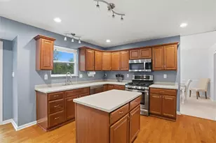 138 Tuscany Estates Dr, Union Township, PA 15332 - Photo 9