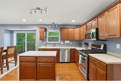 138 Tuscany Estates Dr, Union Township, PA 15332 - Photo 7