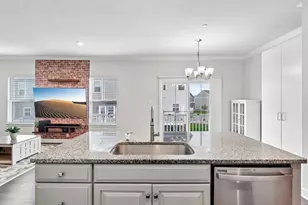 232 Cranesbill Dr, Adams Township, PA 16046 - Photo 7
