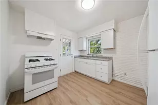 2725 Glen Mawr St, Pittsburgh, PA 15204 - Photo 5