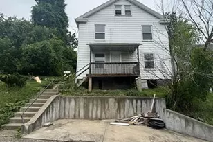 1112 Edith Ave, South Park, PA 15236 - Photo 1