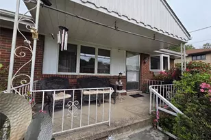 105 Parkwyn Dr, Elizabeth Twp/Boro, PA 15037 - Photo 3
