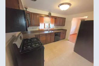 105 Parkwyn Dr, Elizabeth Twp/Boro, PA 15037 - Photo 9