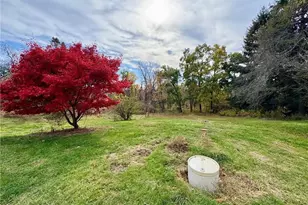 589 Hookstown Grade Rd, Moon/Crescent Twp, PA 15108 - Photo 5