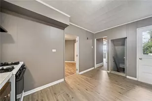 407 Alexander St, McKees Rocks, PA 15136 - Photo 5