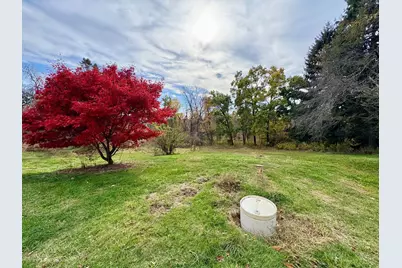589 Hookstown Grade Rd, Moon/Crescent Twp, PA 15108 - Photo 5