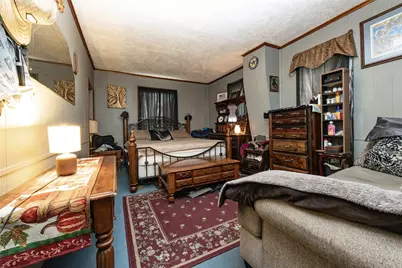 220 Jackson St, Grove City Boro, PA 16127 - Photo 9