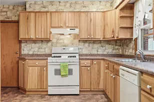 210 N 16th Ave, New Brighton, PA 15066 - Photo 15