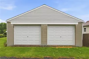 210 N 16th Ave, New Brighton, PA 15066 - Photo 33