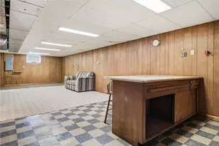210 N 16th Ave, New Brighton, PA 15066 - Photo 23