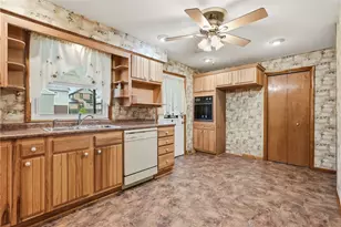 210 N 16th Ave, New Brighton, PA 15066 - Photo 13