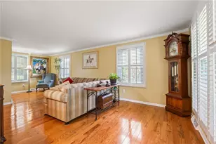 1530 King John Dr, Pittsburgh, PA 15237 - Photo 13
