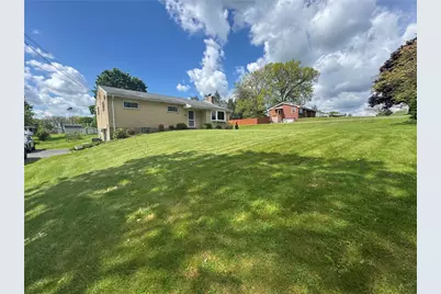 200 North Dr, Center Township, PA 16001 - Photo 19