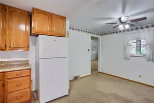 120 High St, Robinson Twp, PA 15057 - Photo 3