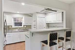 5443 Wellesley Ave, Pittsburgh, PA 15206 - Photo 13