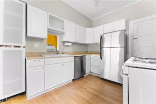 184 W Hutchinson Ave, Pittsburgh, PA 15218 - Photo 11