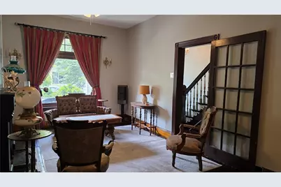 5733 Kentucky Ave, Pittsburgh, PA 15232 - Photo 5