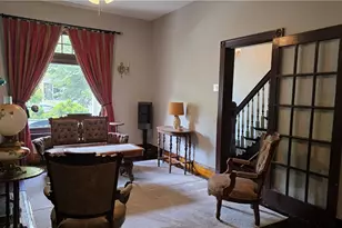 5733 Kentucky Ave, Pittsburgh, PA 15232 - Photo 5