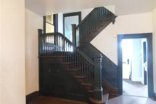 1646 Dellrose St, Pittsburgh, PA 15210 - Photo 3