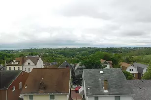 1646 Dellrose St, Pittsburgh, PA 15210 - Photo 17