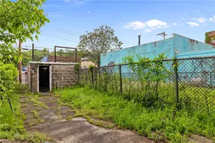 1841 Locust St, Downtown Pgh, PA 15219 - Photo 33
