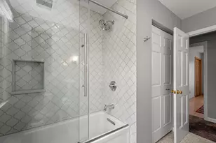 102 Foxwood Dr, Pittsburgh, PA 15090 - Photo 37
