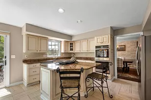 102 Foxwood Dr, Pittsburgh, PA 15090 - Photo 15
