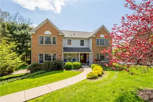 102 Foxwood Dr, Pittsburgh, PA 15090 - Photo 5