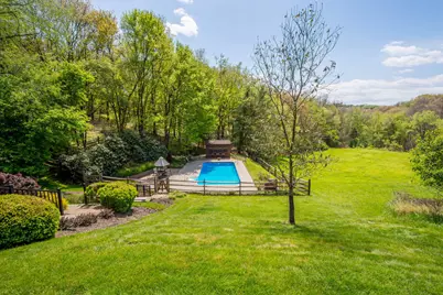102 Foxwood Drive, Pittsburgh, PA 15090 - Photo 43