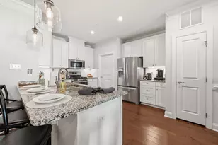 2533 Adele Ct, Pittsburgh, PA 15143 - Photo 7