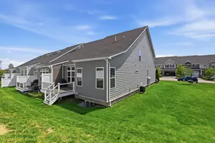 2533 Adele Ct, Pittsburgh, PA 15143 - Photo 27