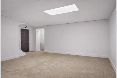 210 W Woodland Dr, Center Township, PA 15001 - Photo 29