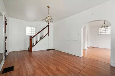 2419 Woodstock Ave, Pittsburgh, PA 15218 - Photo 5