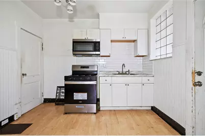 2419 Woodstock Ave, Pittsburgh, PA 15218 - Photo 11