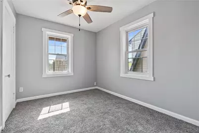 200 Thomas Street, West Mifflin, PA 15122 - Photo 17