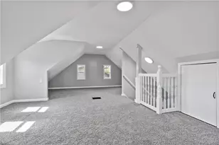 200 Thomas St, West Mifflin, PA 15122 - Photo 19