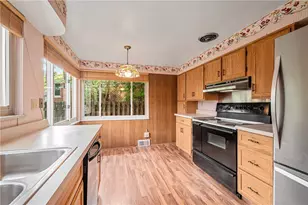 16 Love Pl, Pittsburgh, PA 15218 - Photo 9