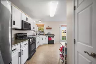 147 Kensington Dr, Ohio Township, PA 15237 - Photo 9
