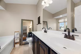 147 Kensington Dr, Ohio Township, PA 15237 - Photo 21