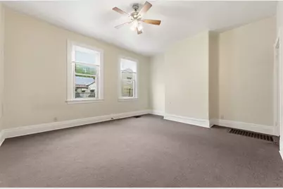 175 Lecky Ave, Woods Run, PA 15212 - Photo 9