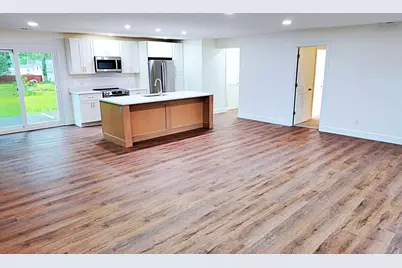 422 Franklin Street, Sharpsville, PA 16150 - Photo 3